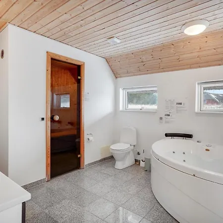 Gorgeous Home In Romo With Sauna בית נופש *